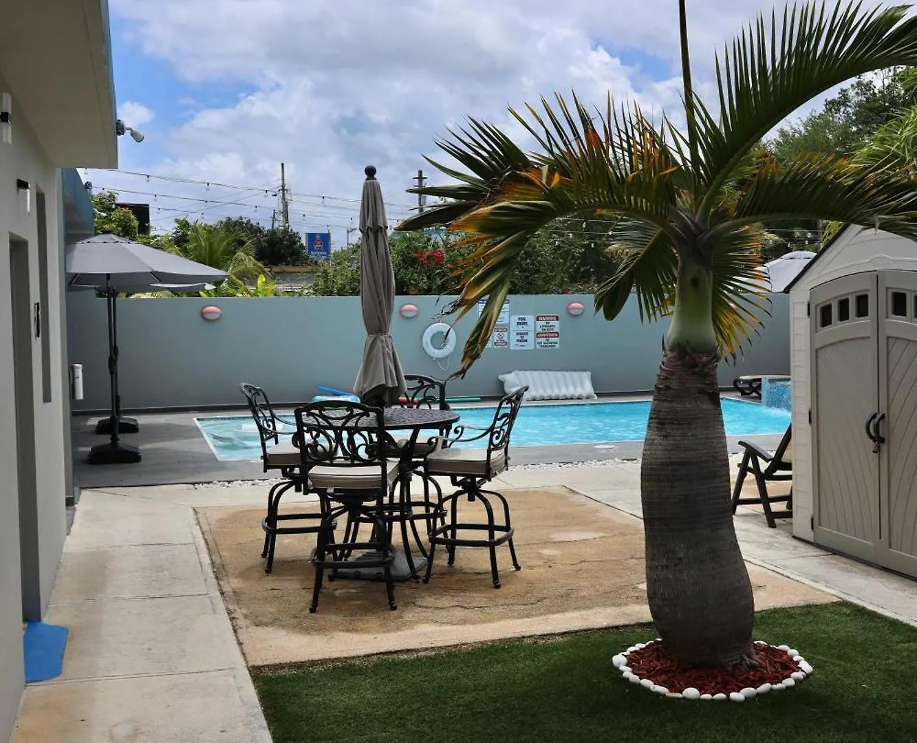 Private 7 Villa Complex With 16 Bedroom Pool & Jacuzzi Dorado